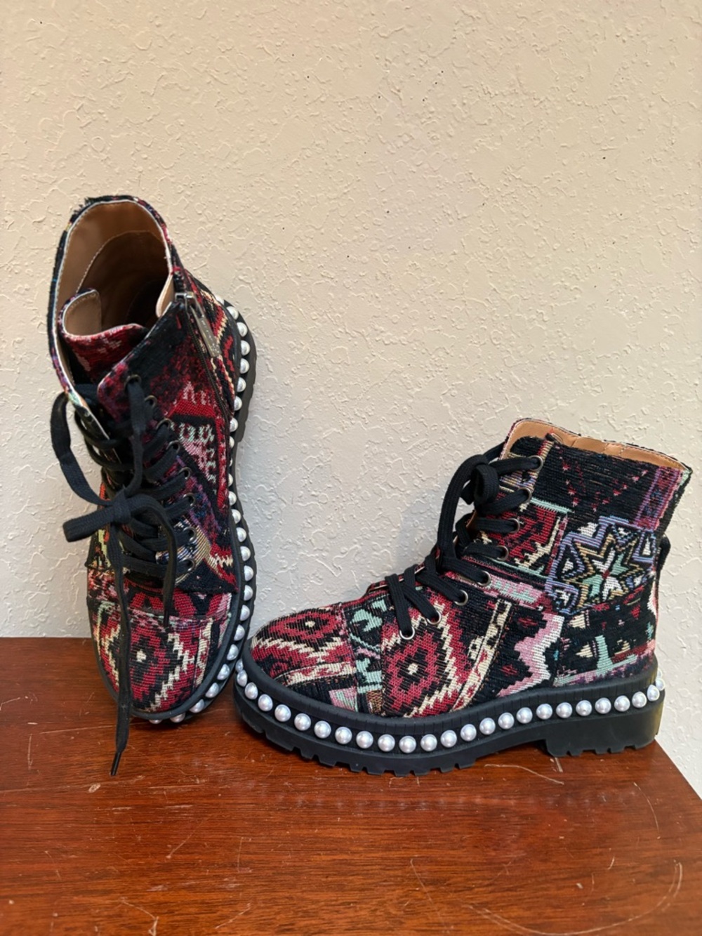 Jessica Simpson Boots - Picture 4 of 6